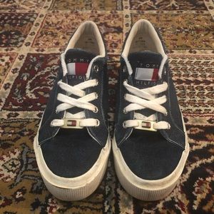 Vintage Tommy Hilfiger Sneakers